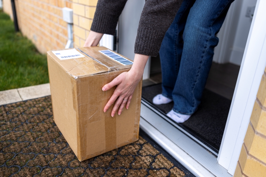 levering af pakker