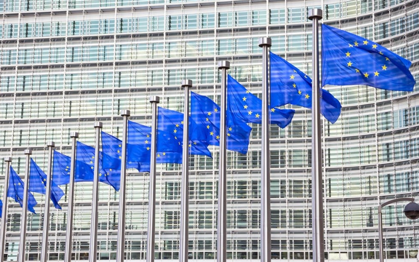 EU-flag foran kontor