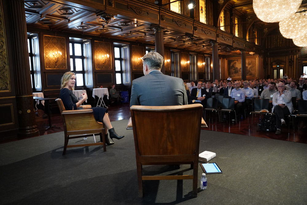 Anu Bradford_lille.png